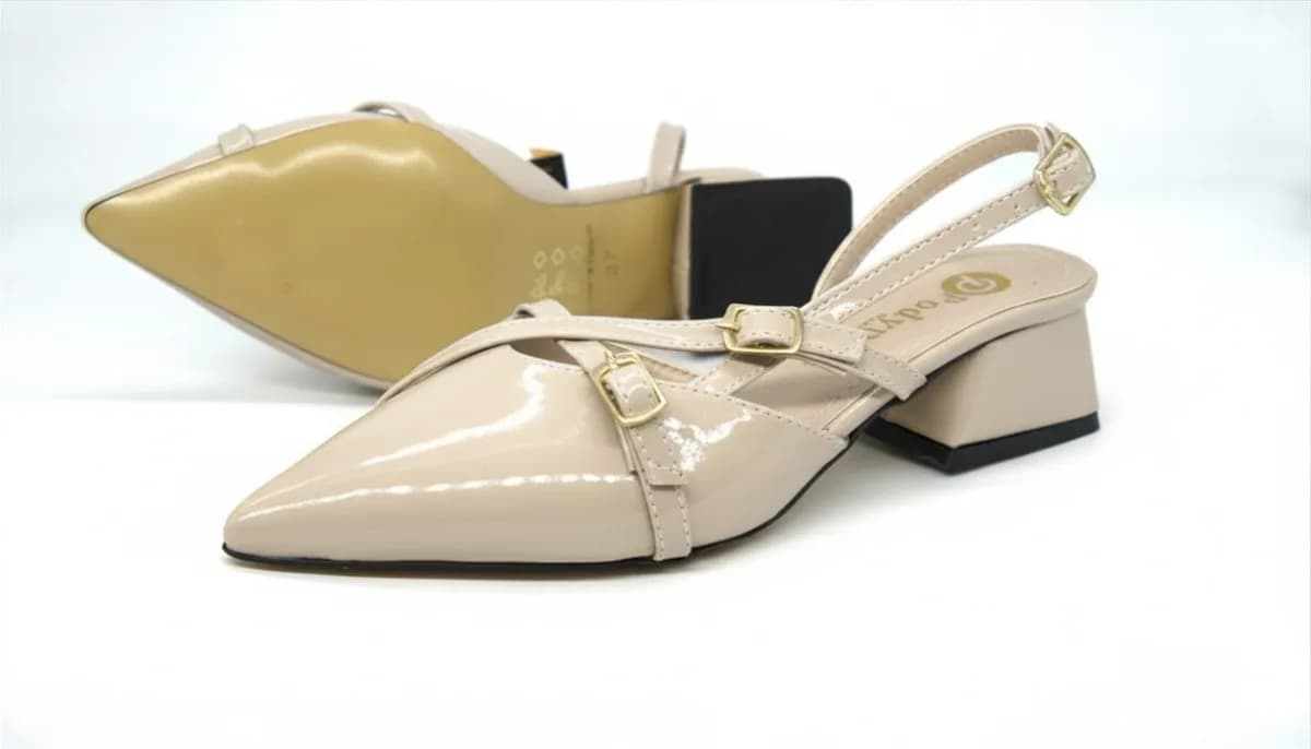 Kadın Bej Rugan Çapraz Şeritli Alçak Kalın Topuklu Slingback Ayakkabı